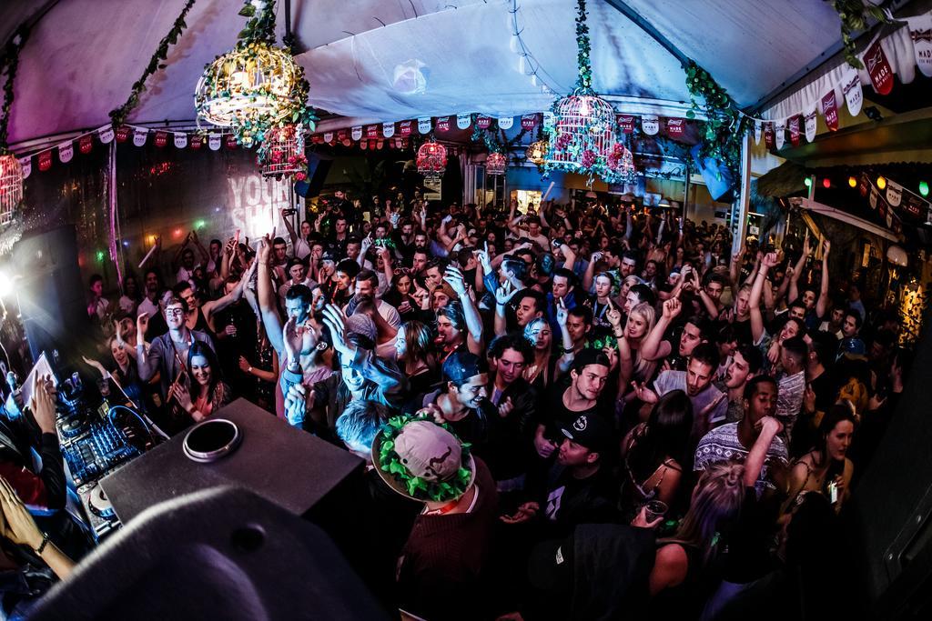 Bunk Brisbane Hostel Fortitude Valley Εξωτερικό φωτογραφία